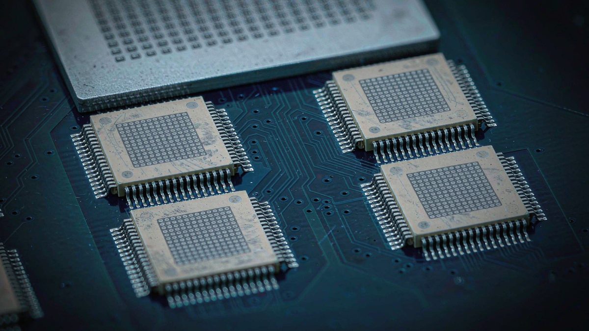 MEMS 振荡器